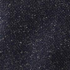 MJM Woll-Seiden-Schiebermütze Texturaufnahme der Woll-Seide-Mütze in dunklem Blau.