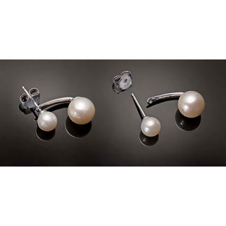 2-in-1 Ohrringe „schwebende Perle“ 1 Paar Ohrringe – 2 Looks: tagsüber dezenter Perlen-Stecker, abends aussergewöhnlicher Perlen-Ohrhänger.