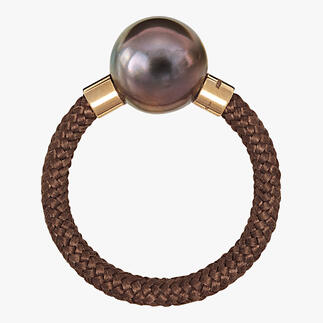 Bracelet ou Bague Tahiti, or rose Design délicat et moderne fait de perles de culture de Tahiti, d’or véritable, d’argent sterling et de nylon.