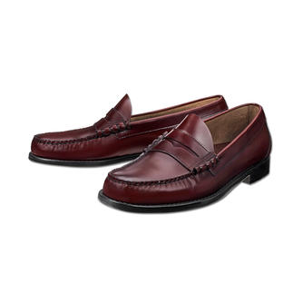 Bordeauxfarbene G.H. Bass Pennyloafer Weejuns mit klassischem Design.