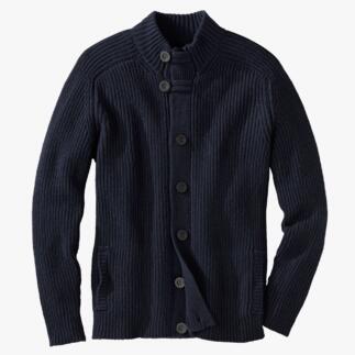 Dunkelblaue Fisherman Raglan-Strickjacke mit Knöpfen und zwei Taschen.