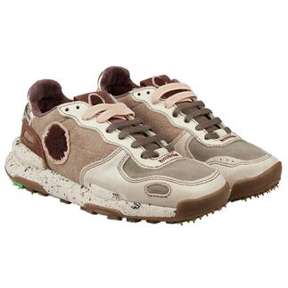 Satarisan nachhaltige Sneaker in neutralen Farben vorneansicht