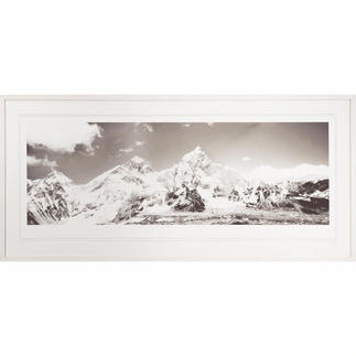 Koshi Takagi – Himalaya Fotorealistische Bleistiftzeichnung mit über 1 Million handgemalten Strichen. Erste Edition des mehrfach ausgezeichneten jap. Künstlers Koshi Takagi. 30 Exemplare. Masse: gerahmt 140,5 x 65 cm