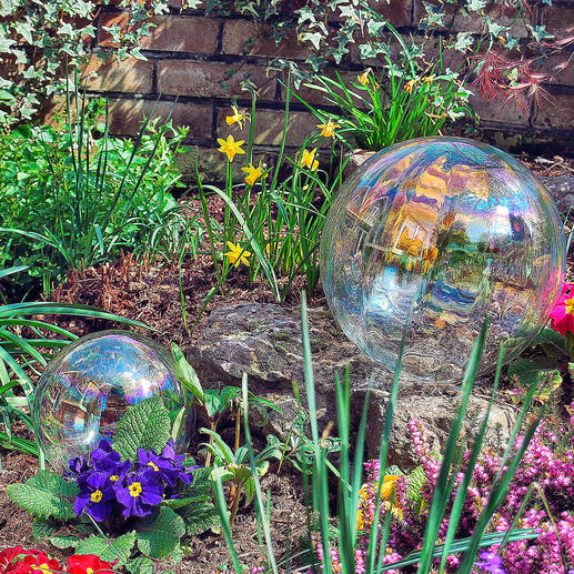 Seifenblasen-Kugel Prachtvolle Seifenblasen für die Ewigkeit – aus irisierendem Glas.