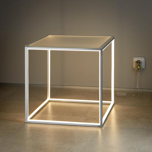 Eingeschaltet eine stimmungsvolle Lichtquelle. Eingeschaltet eine stimmungsvolle Lichtquelle.