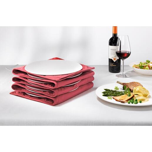 Tellerwärmer Mit heisser Essfläche und handwarmen Rändern. Jetzt für bis zu 12 grosse Pasta- und Menüteller.