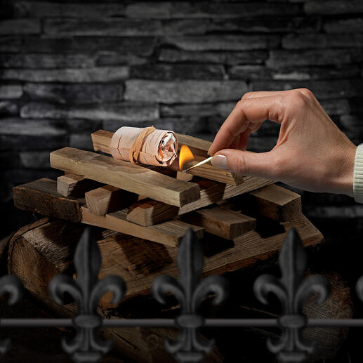 Mit nur einem Anzünder entfachen Sie spielend auch grössere Mengen Grillkohle oder Holz für Kamin- und Lagerfeuer. Mit nur einem Anzünder entfachen Sie spielend auch grössere Mengen Grillkohle oder Holz für Kamin- und Lagerfeuer.
