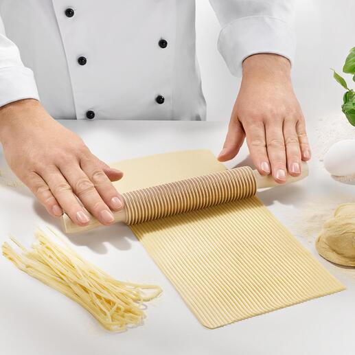 Spaghetti- oder Fettuccine-Schneider Hausgemachte Pasta, perfekt gleichmässig geschnitten – ganz ohne Maschine.
