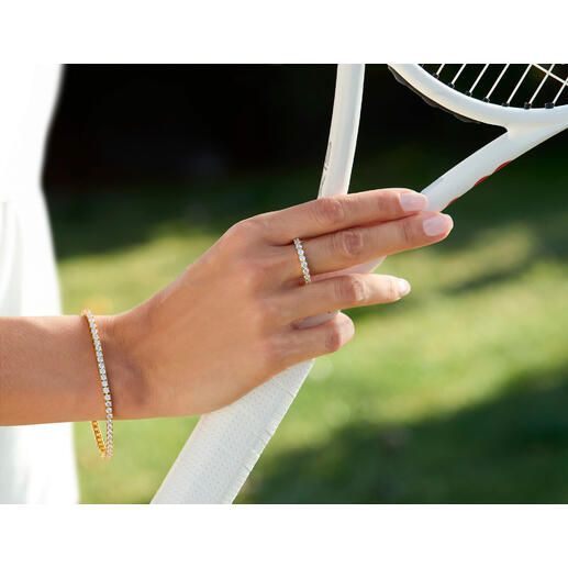 Bijou de tennis en moissanite Une légende étincelante à votre main : le bracelet et la bague au design « tennis » légendaire.