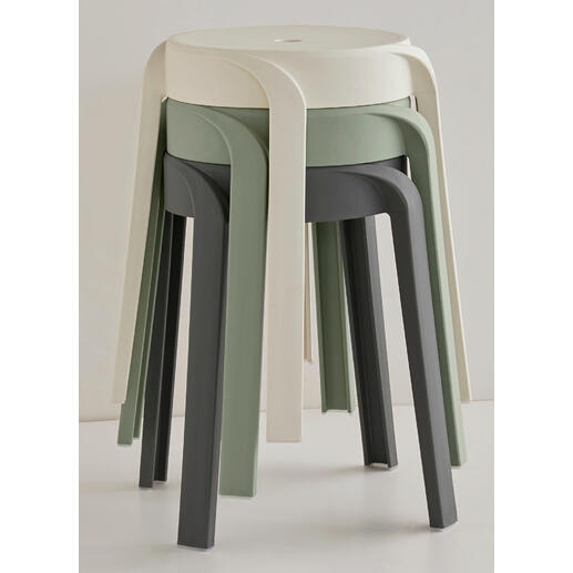 Tabouret empilable intérieur et extérieur Polyvalents, pratiques et empilables : les tabourets parfaits pour l’intérieur et l’extérieur.