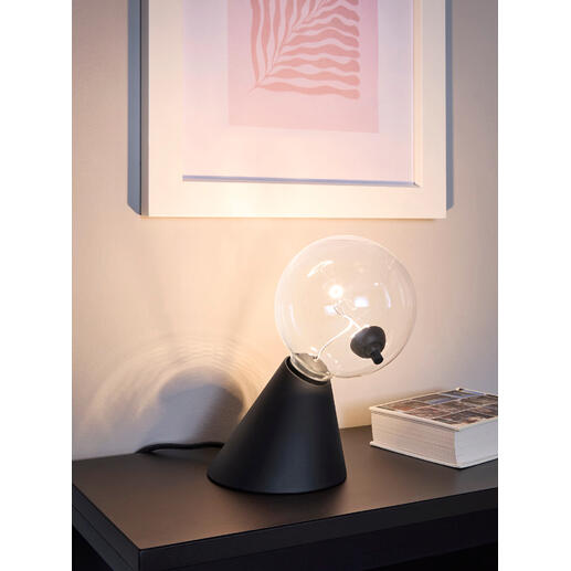 Lampe de table Satellite Un design lumineux repensé : la lampe de table avec faisceau lumineux dirigeable à 360°.