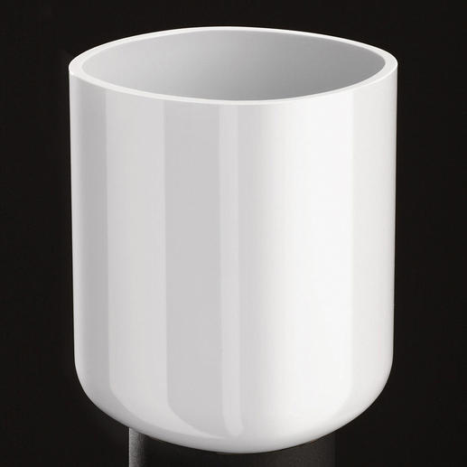 Coole Bad-Accessoires von Alessi Schaffen Ordnung – und sind stets ein edler Blickfang. Design: Piero Lissoni, 2010.