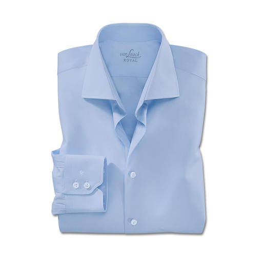 Hellblaues van Laack Premium-Hemd, gefaltet mit Sportmanschette.