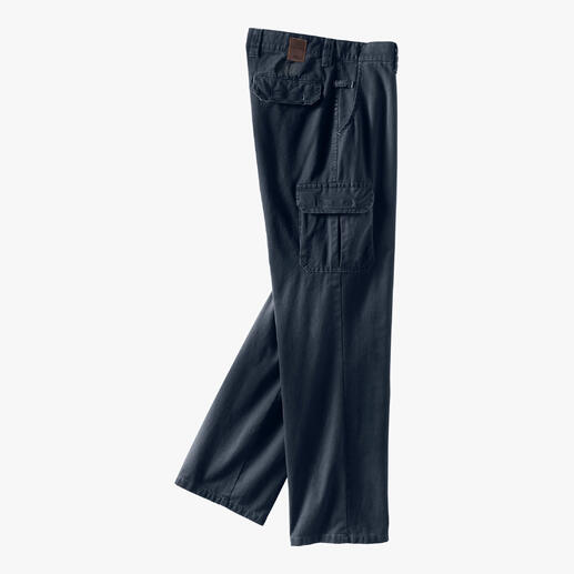 Pantalon cargo 4-saisons en coton pima Un tissu fonctionnel rare, en coton pima : il protège du froid, de la pluie et du vent.