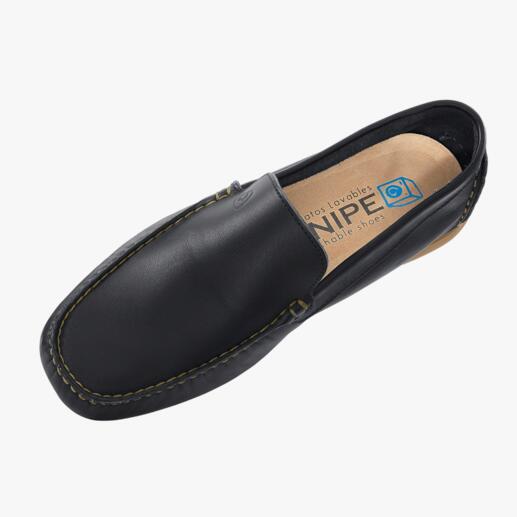 Oben sichtbare schwarze Snipe®-Lederslipper mit innenliegendem Logo.
