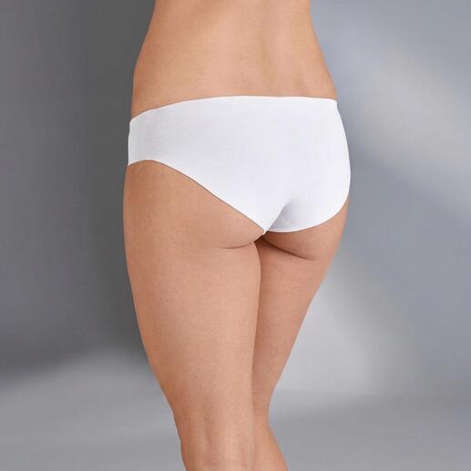 Frau trägt einen weißen Hanro Invisible-Cotton-Slip von hinten.