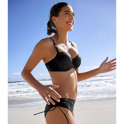 Der wohl erste Bikini mit positivem Umwelt-Beitrag. Aus ReNew Cult – dem Recycling-Material aus dem Meer für das Meer.