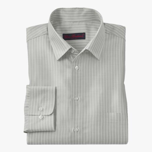 Das klassisch-elegante Streifen-Hemd für die warme Jahreszeit. Aus Seide und Tencel™.