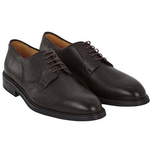 Der Business-Schuh aus leichtem, geschmeidig weichem Hirschleder: Luxus für Ihre Füsse. Elegant, aber dennoch robust. Und einfach unendlich bequem.