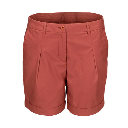 Rostfarbene Aigle Outdoor-Bermudas von vorne.