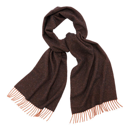 Tweed-Schal in dunkelorange und braun, kunstvoll drapiert.