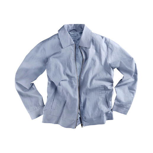 Hellblauer Blouson aus Leinen und Lyocell, flach liegend.