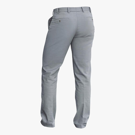 Graue Hose, Rückansicht, auf einem weißen Hintergrund.