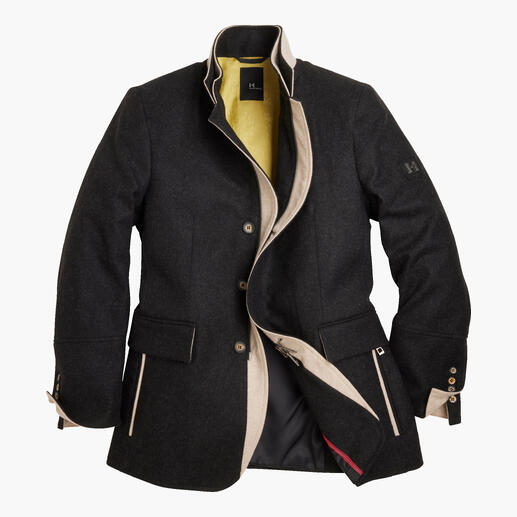 Frontansicht der Hartwich Merino-Lodenjacke, Größe 48 mit unregelmäßigem Kragen.