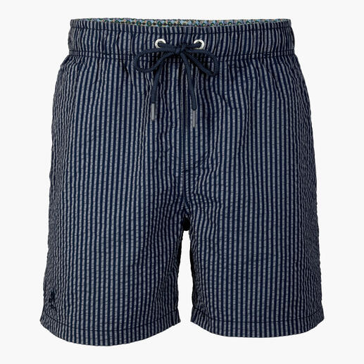 Navy Seersucker Badehose, Größe 46, auf weißem Hintergrund.