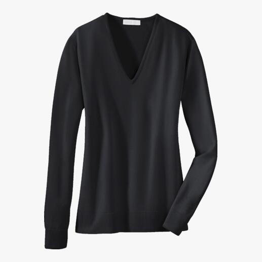 Schwarzer Handtaschen-Pulli mit V-Ausschnitt auf weißem Hintergrund.
