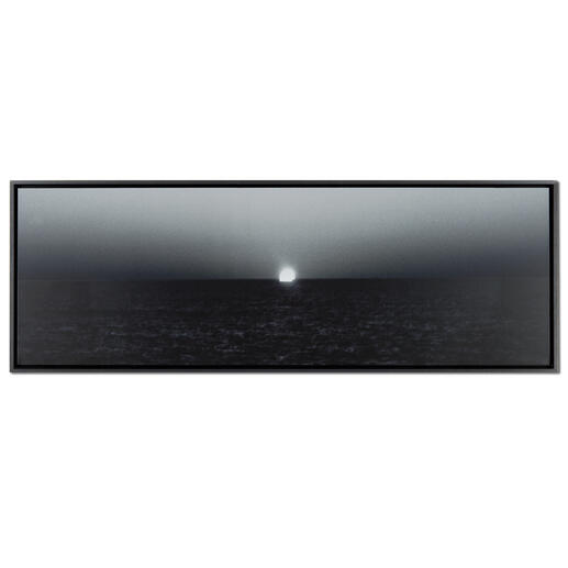 Barbara & Michael Leisgen – Kompass Zweite Edition von Barbara & Michael Leisgens berühmter Lichtkunst 
(die erste war nach kurzer Zeit ausverkauft). 30 Exemplare. Masse: 120 x 40 cm