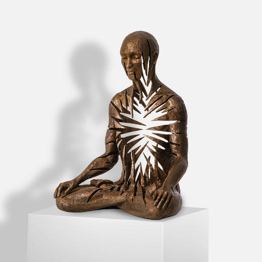 Sukhi Barber – Radiance Sukhi Barbers Unikatserie. (Ihre erste war nach wenigen Wochen ausverkauft.) 16 Bronze-Skulpturen. Exklusiv bei Pro-Idee. Masse: 19 x 25 x 13 cm