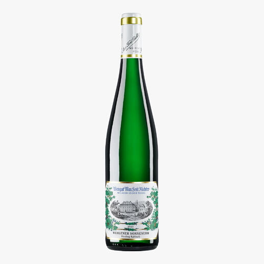 Weißweinflasche Wehlener Sonnenuhr Riesling Kabinett 2023 aus der Mosel, Deutschland.