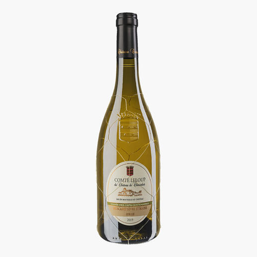 Flasche Comte Leloup 2019 mit weißem Etikett und goldener Verzierung.