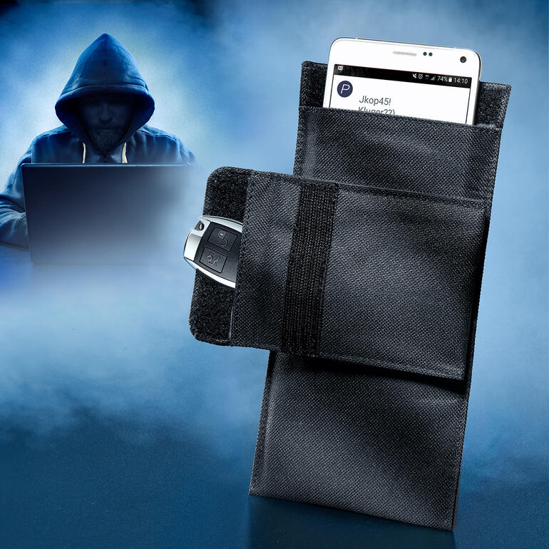 Schwarze Smartphone-Abschirmtasche mit Smartphone im Inneren