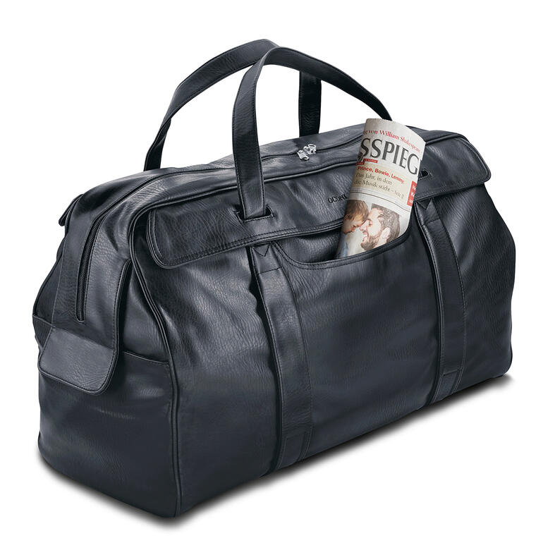 Große Reisetasche aus Leder mit praktischer Fronttasche.