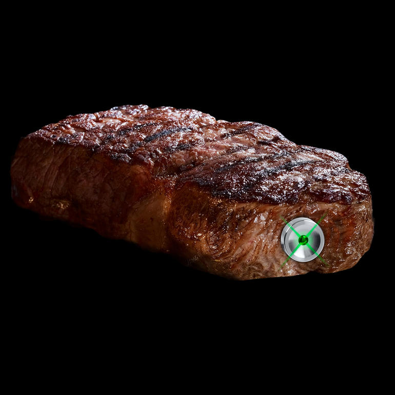 SteakChamp® 3c-black, perfekt gegartes Steak mit grüner LED-Anzeige.