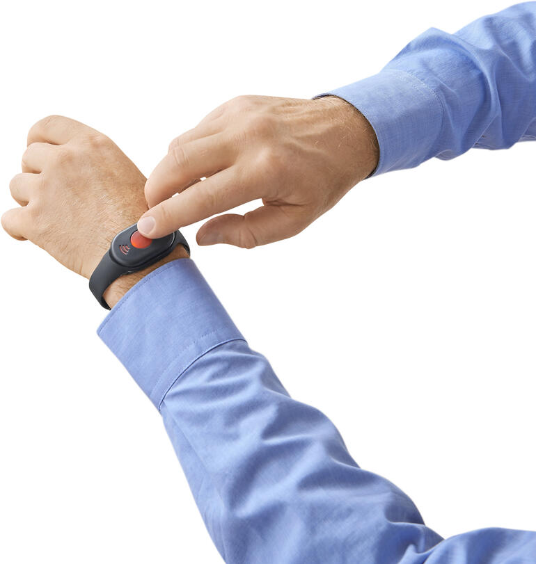 Assistant au freinage mySTOPY pour rotor PUKY Hand mit einem PUKY-Bremsassistenten mySTOPY auf dem Handgelenk.