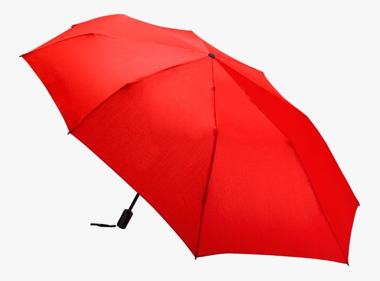 Roter Taschenschirm mit Dachverlängerung, geöffnet und im Freien sichtbar.