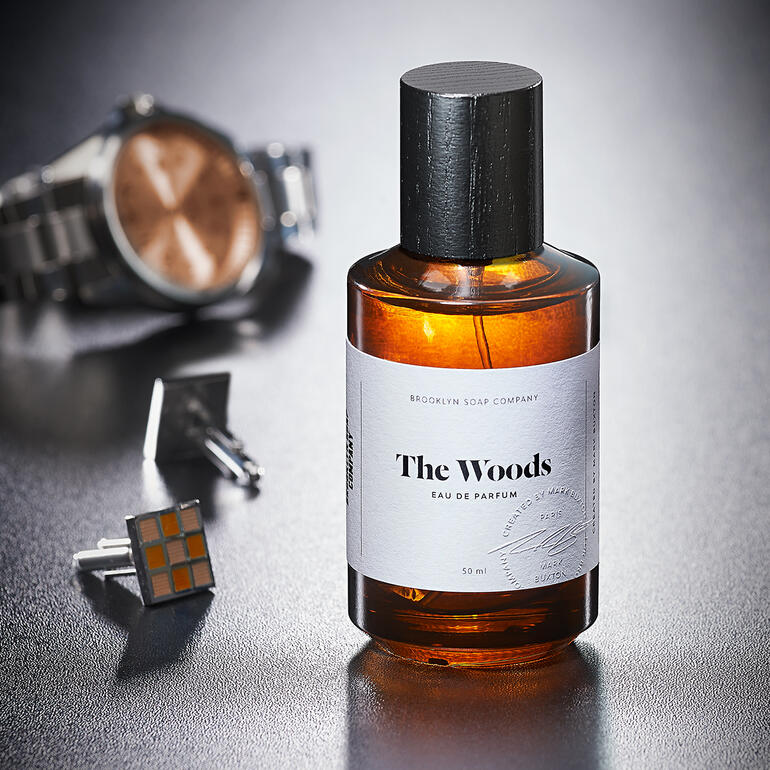 The Woods Eau de Parfum, 50 ml, in einer edlen Flasche