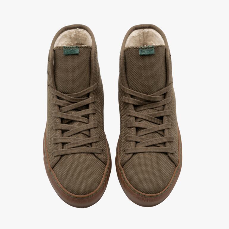 Winter-Canvas-Sneaker in Khaki von oben gesehen