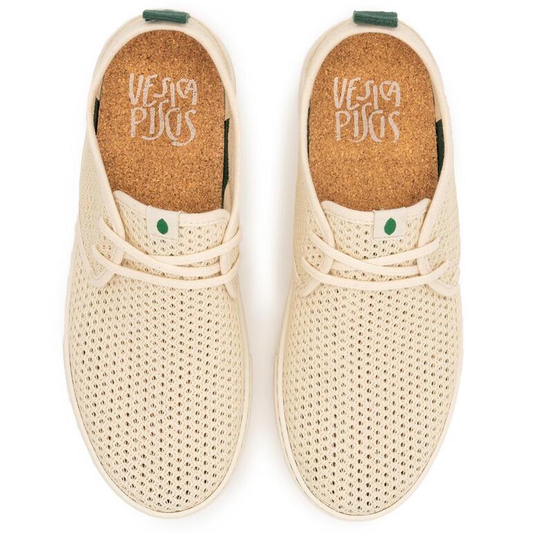 Beige Mesh-Sommersneaker von oben.