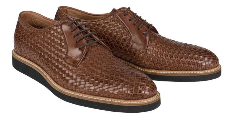 Casanova Flecht-Derby, paar Schuhe in Braun mit geflochtenem Design.