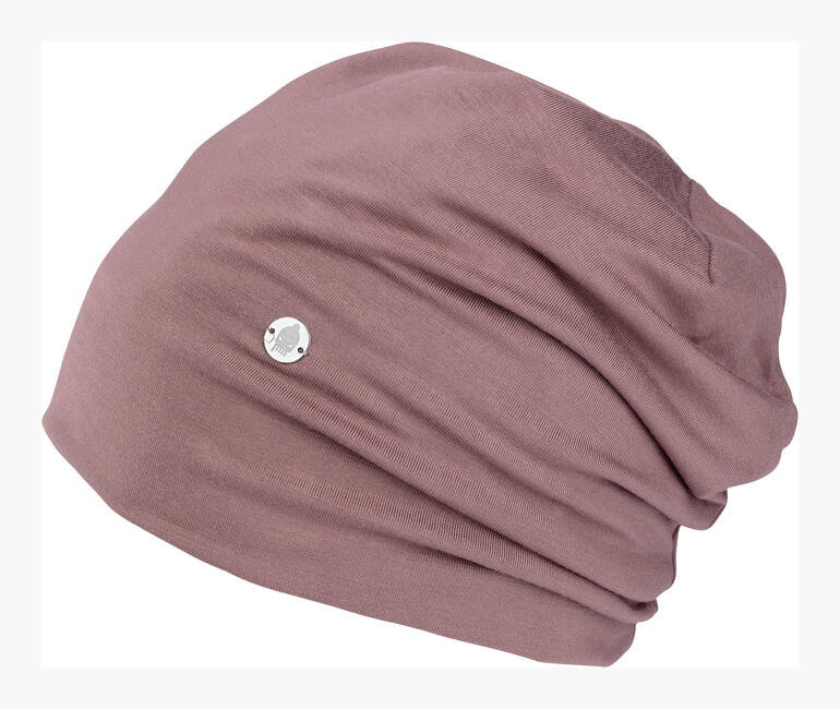 Rosafarbenes Ganzjahres-Bambus-Beanie seitlich mit Logo.