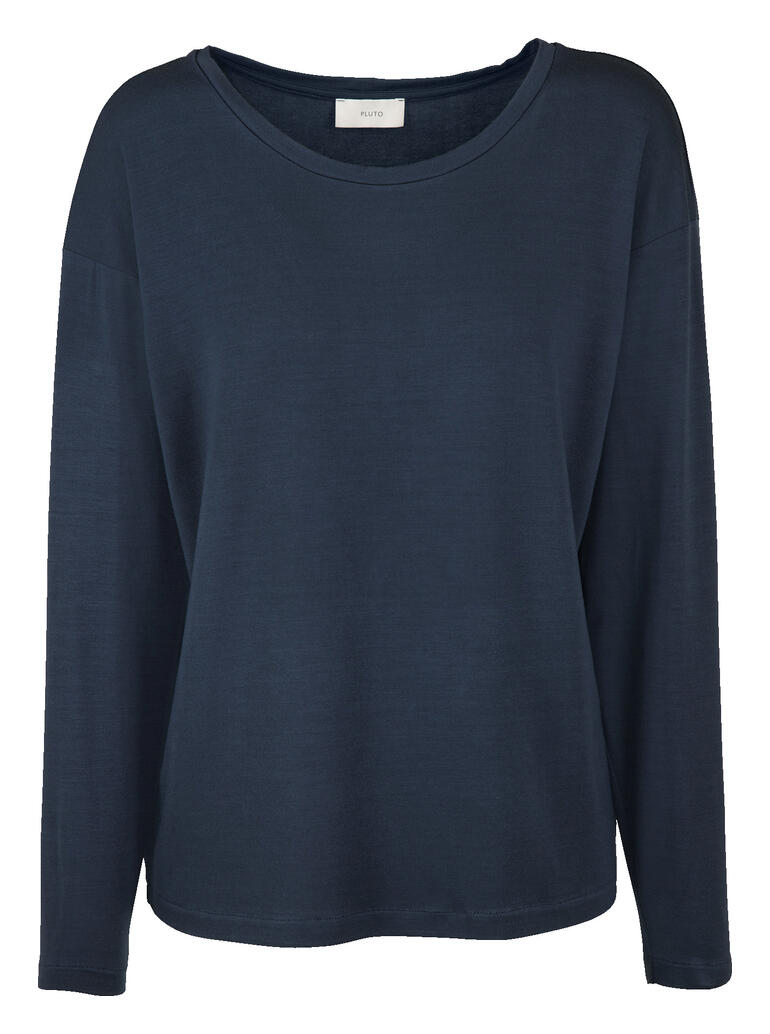 Pluto MicroModal®-Spitzen-Pyjama Blauer MicroModal-Pyjama-Oberteil mit langen Ärmeln und rundem Halsausschnitt.