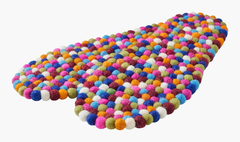 Bunte Massage-Einlegesohle, zwei große Abschnitte aus Filzkugeln.