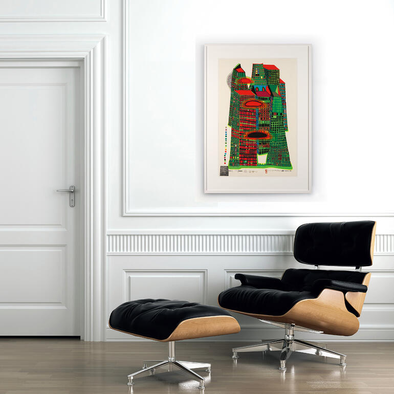 Ein typischer Hundertwasser bereichert Ihr Zuhause. Kunstwerk von Hundertwasser hängt über einem modernen Sessel und Hocker in einem stilvollen Raum.